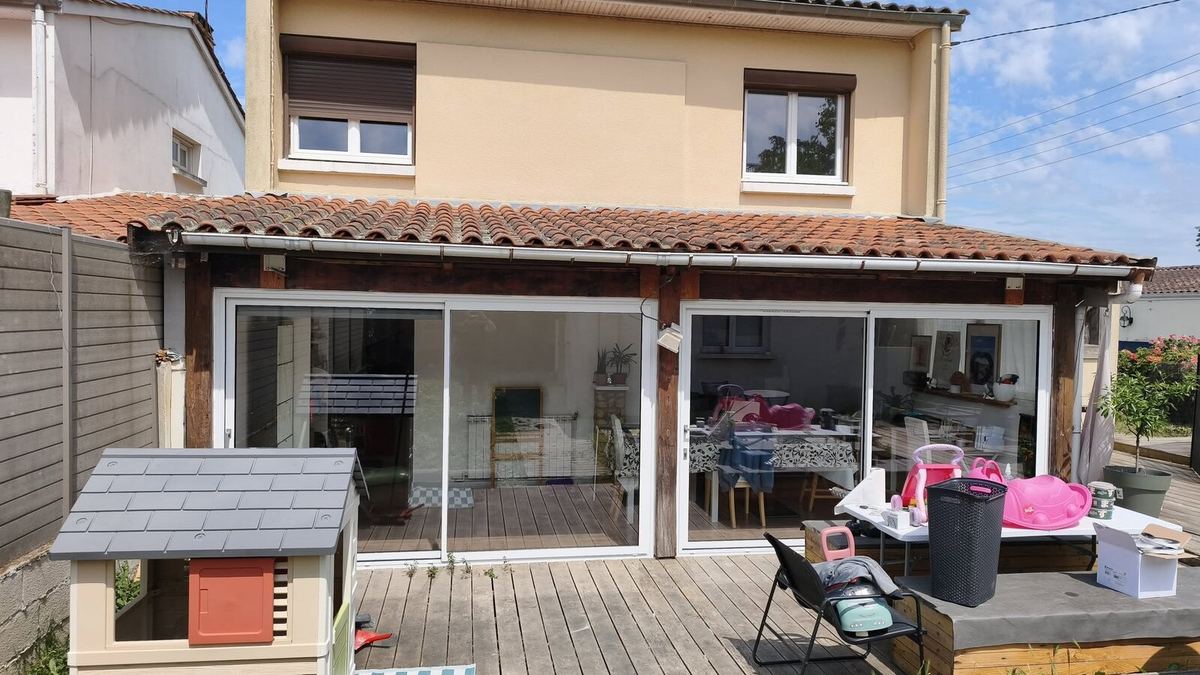 Véranda aluminium contemporaine — réalisation MY RENOV à Bordeaux